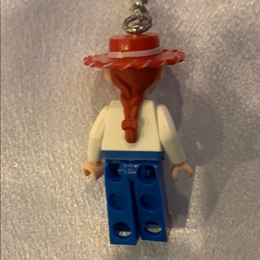 Jessie Toy Story LEGO key chain NWT - Picture 4 of 5